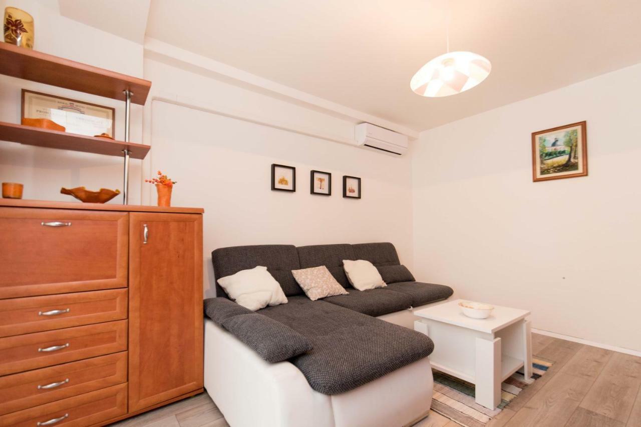 Apartman Lux Daruvar Exterior foto